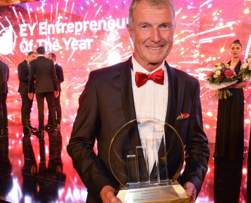 Alexander Brochier mit dem Ehrenpreis für außergewöhnliches Engagement.
